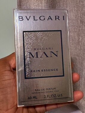 Bulgari Man Rain Essence Eau de Parfum — Silver